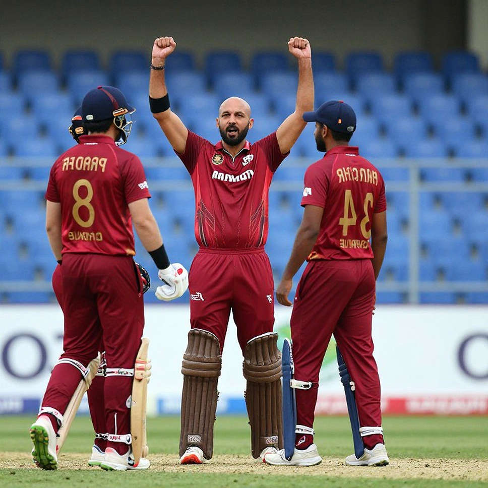 Anderson and Lancashire: 704 Wickets Is a Rear-View Metric, a Contract Is Not